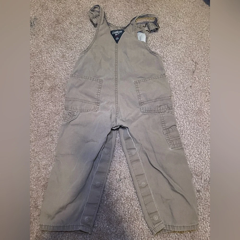 Kids Oshkosh Overalls Size 24 Months